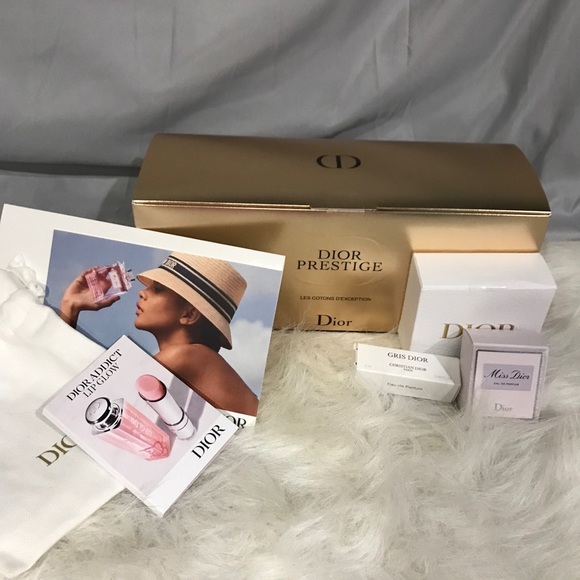 Dior Other - Dior Prestige Exceptional Cotton Pads w/ Perfume & Lip Samples and Dust Bag